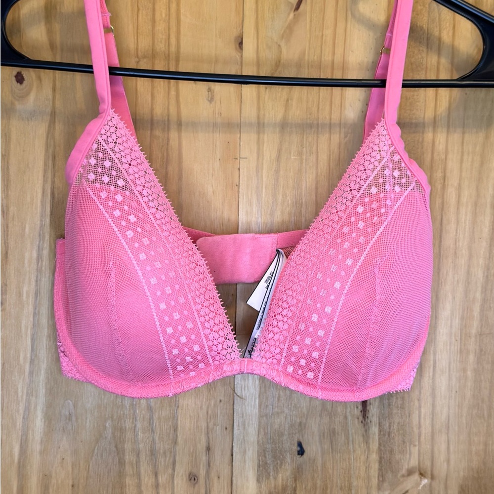 Victoria's Secret Vibrant Pink Mesh Bra